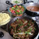 encebollado de carne